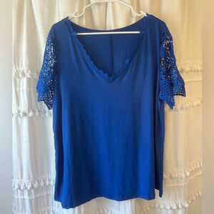 Royal blue lace sleeve soft blouse size 2XL